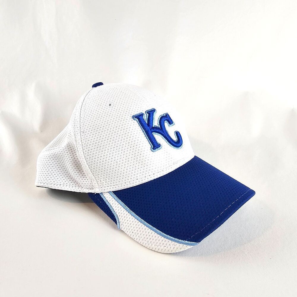 Kansas City Royals Hat Small Medium White Blue 39THIRTY Flex Fit New Era MLB